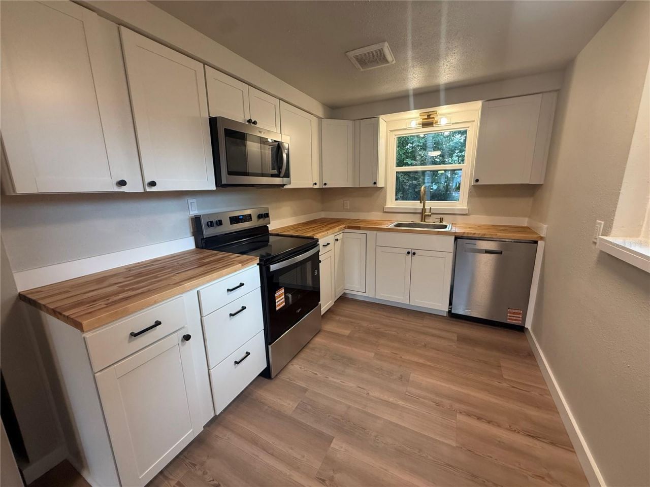 608 12th Street W, Palmetto, FL 34221 Photo