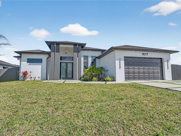 1617 NE 12th ST, CAPE CORAL, FL 33909