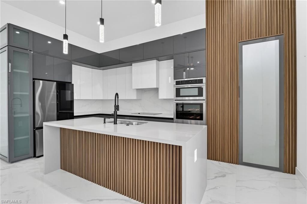 1617 NE 12th St, Cape Coral, FL 33909 Photo