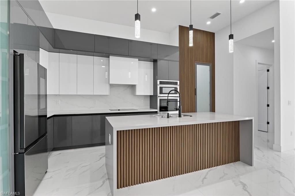 1617 NE 12th St, Cape Coral, FL 33909 Photo