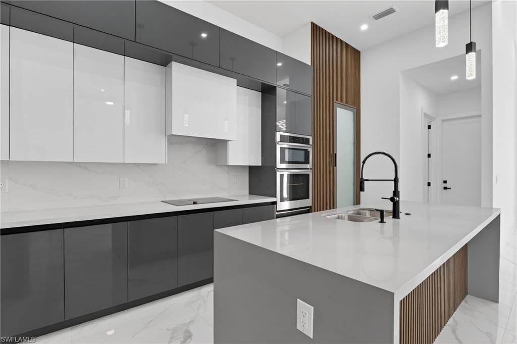 1617 NE 12th St, Cape Coral, FL 33909 Photo