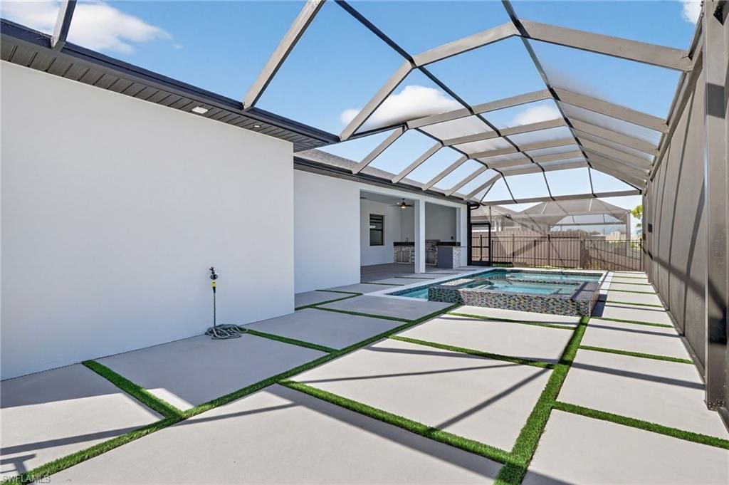 1617 NE 12th St, Cape Coral, FL 33909 Photo