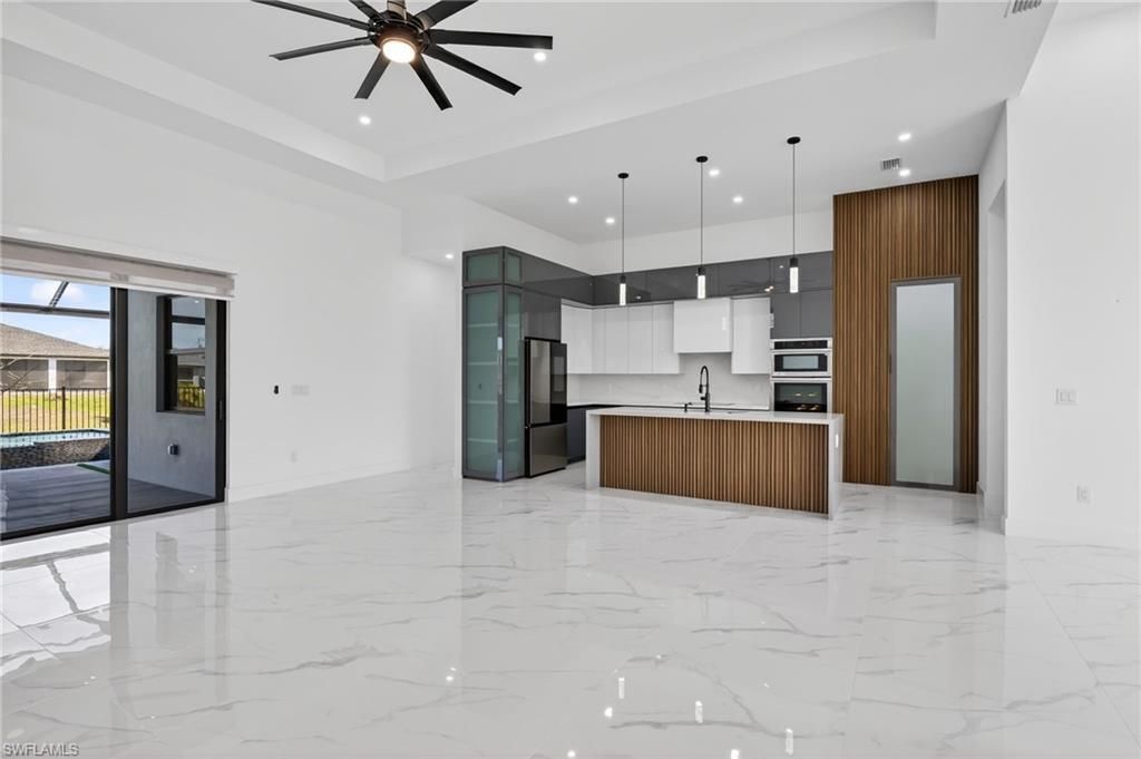 1617 NE 12th St, Cape Coral, FL 33909 Photo