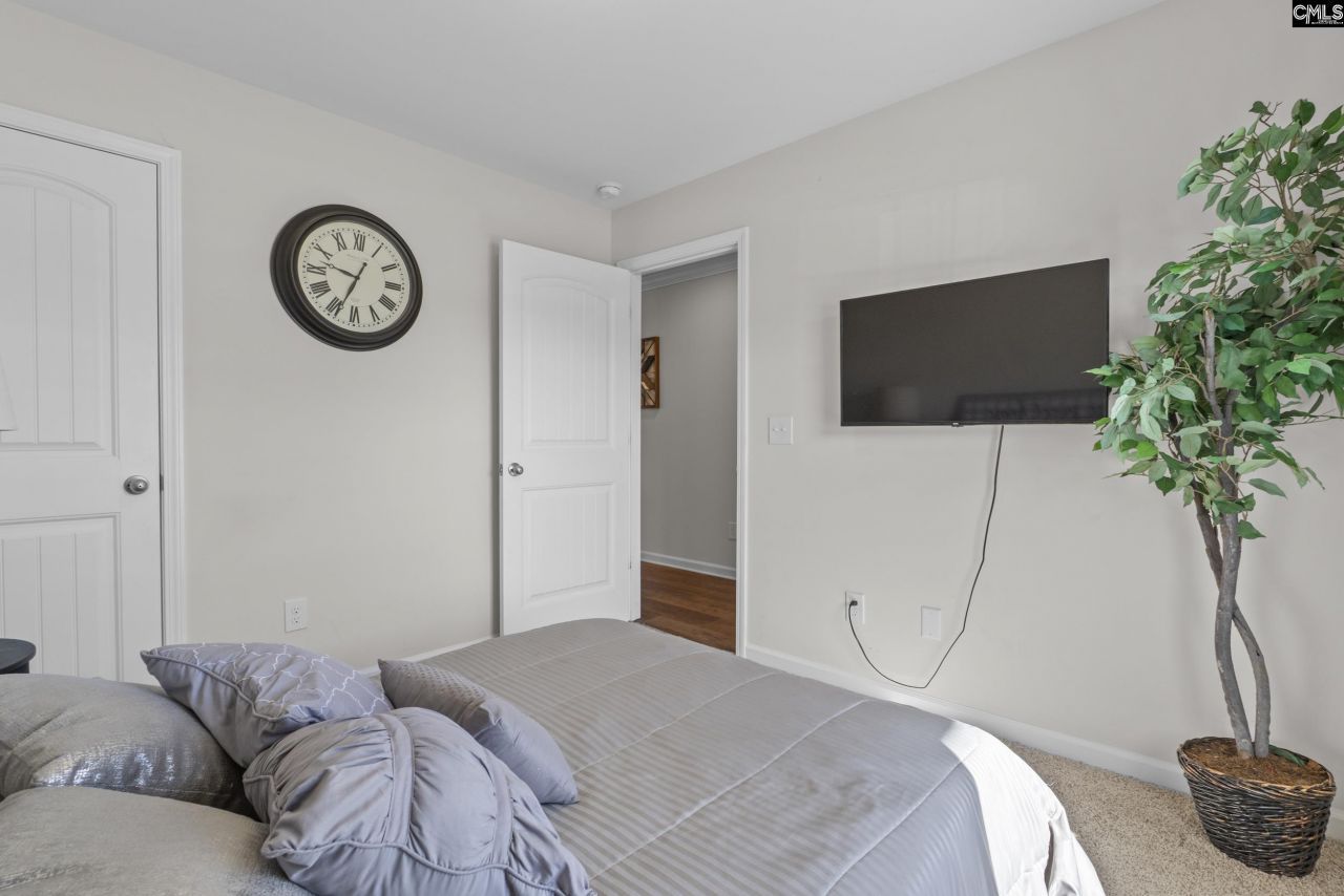 110 Ridge Circle Drive  Photo 13