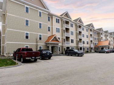 2 Henry David Drive, Unit 207, Nashua, NH 03062