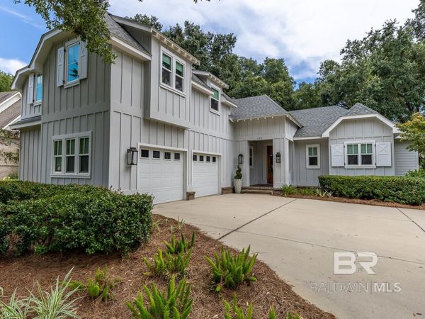 135 Mulberry Lane, Fairhope, AL 36532