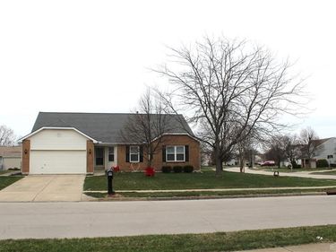 201 Sagebrush Drive, Clayton, OH 45315