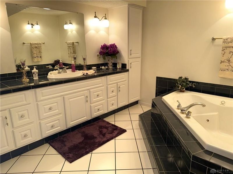 201 Sagebrush Drive, Clayton, OH 45315 Photo 50