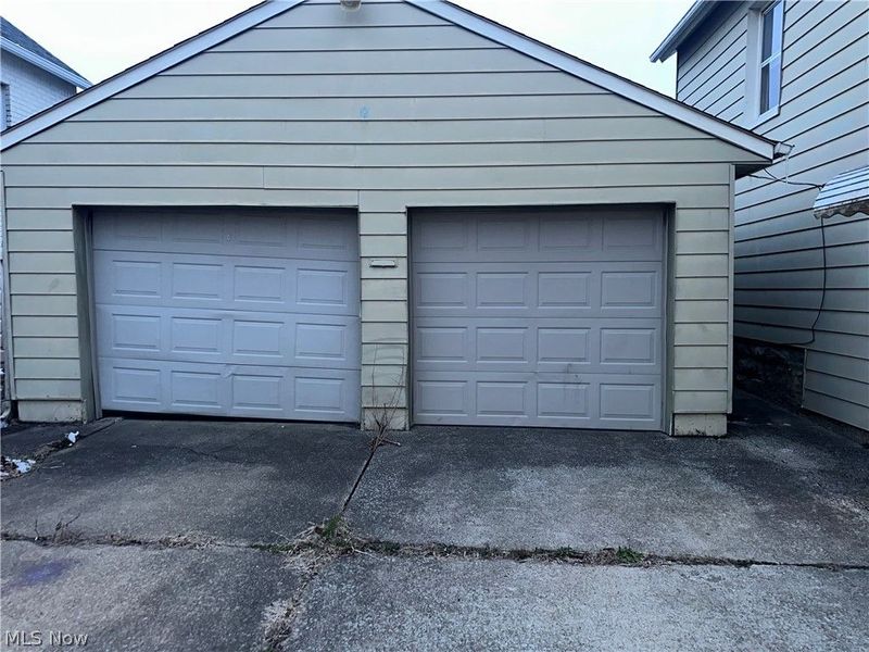 330 Sanderson Avenue, Campbell, OH 44405 Photo 10