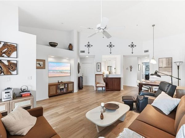 6930 Huntington Lakes CIR, Unit 203, NAPLES, FL 34119