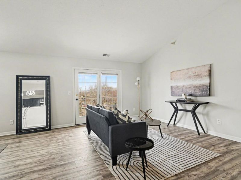 5696 Bridgetown Road, Unit 12, Cincinnati, OH 45248 Photo 5