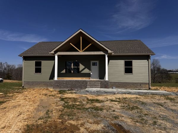 346 Hawkins Rd , Westmoreland, TN 37186