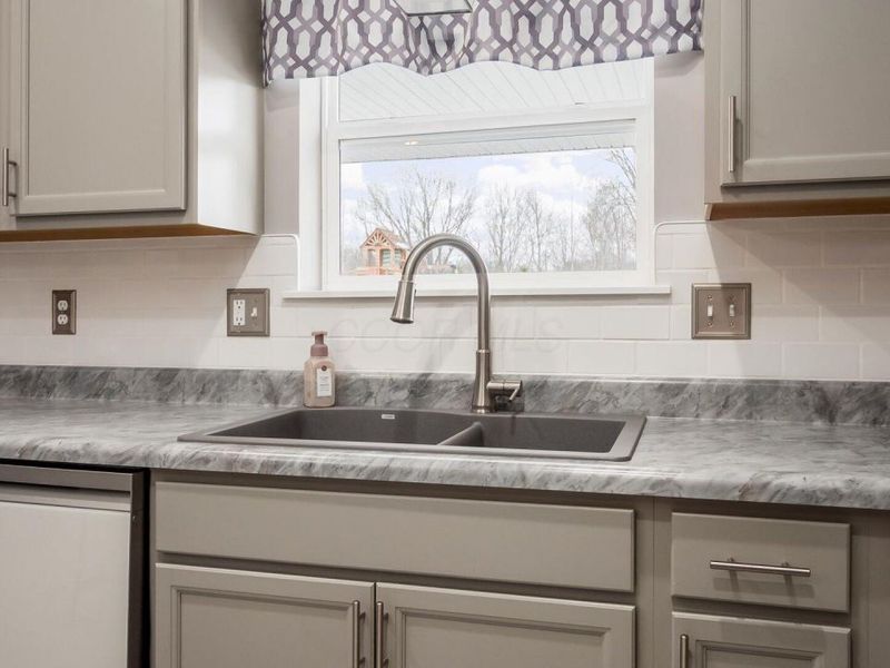 141 Sandpiper Drive, Thornville, OH 43076 Photo 19