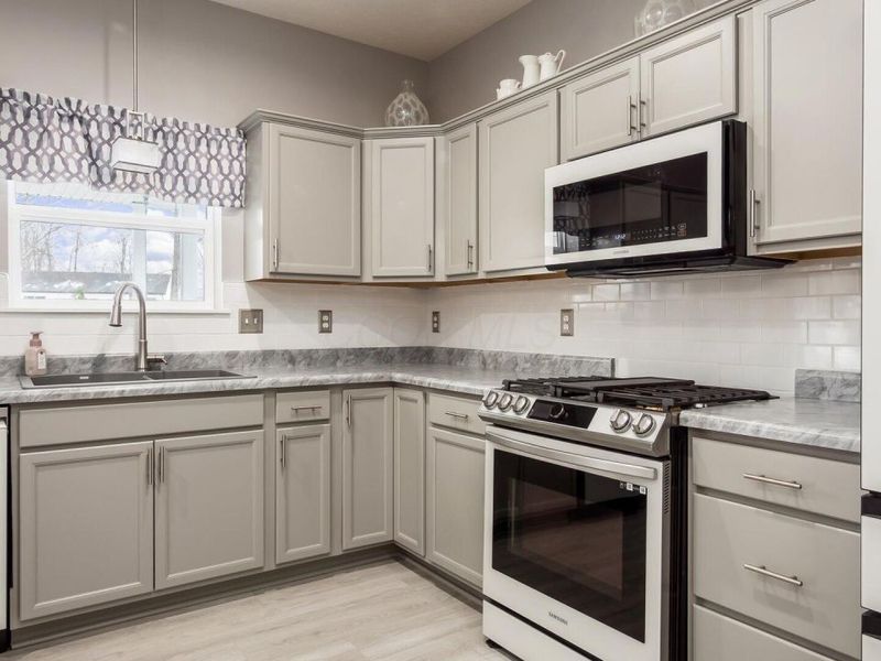 141 Sandpiper Drive, Thornville, OH 43076 Photo 22