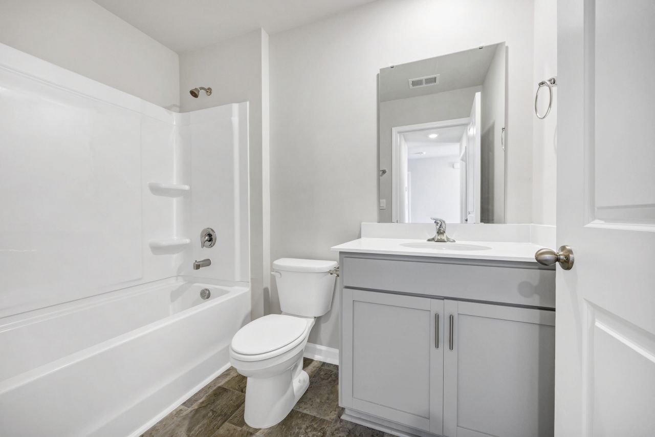 157 Stamford Road Photo 21