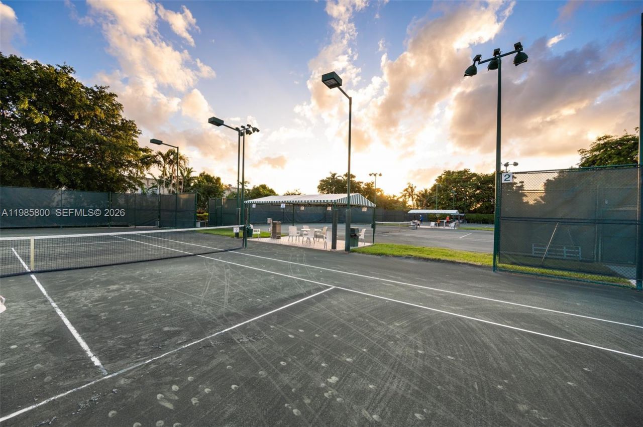 4000 Towerside Ter, Unit 1102, Miami, FL 33138 Photo