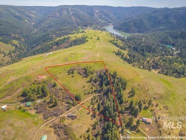 39430 Hide Away Lane, Lewiston, ID 83501