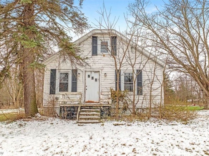 1190 Swartz Road, Akron, OH 44306 Photo 1