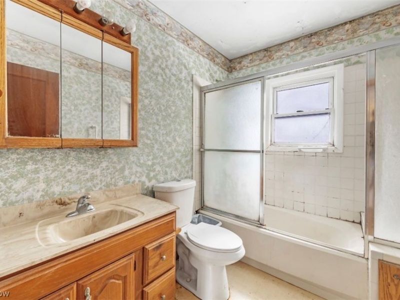 1190 Swartz Road, Akron, OH 44306 Photo 13