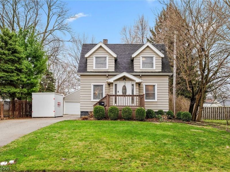 21941 Westwood Avenue, Fairview Park, OH 44126 Photo 1