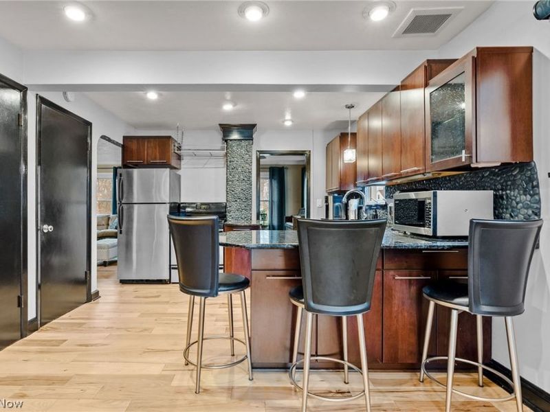 21941 Westwood Avenue, Fairview Park, OH 44126 Photo 12