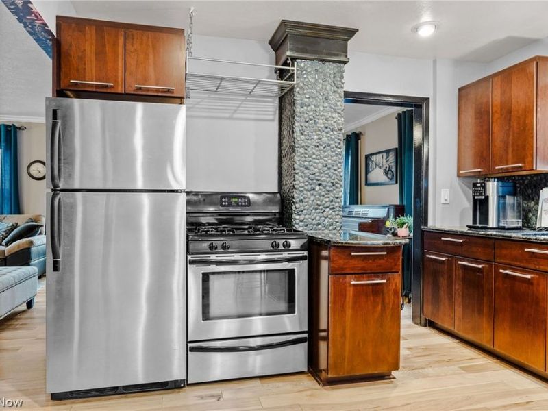 21941 Westwood Avenue, Fairview Park, OH 44126 Photo 14