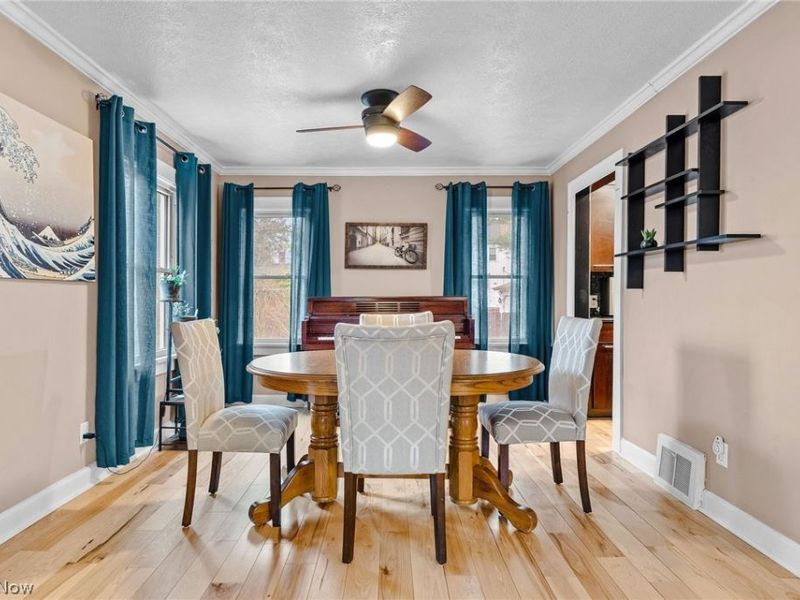 21941 Westwood Avenue, Fairview Park, OH 44126 Photo 9