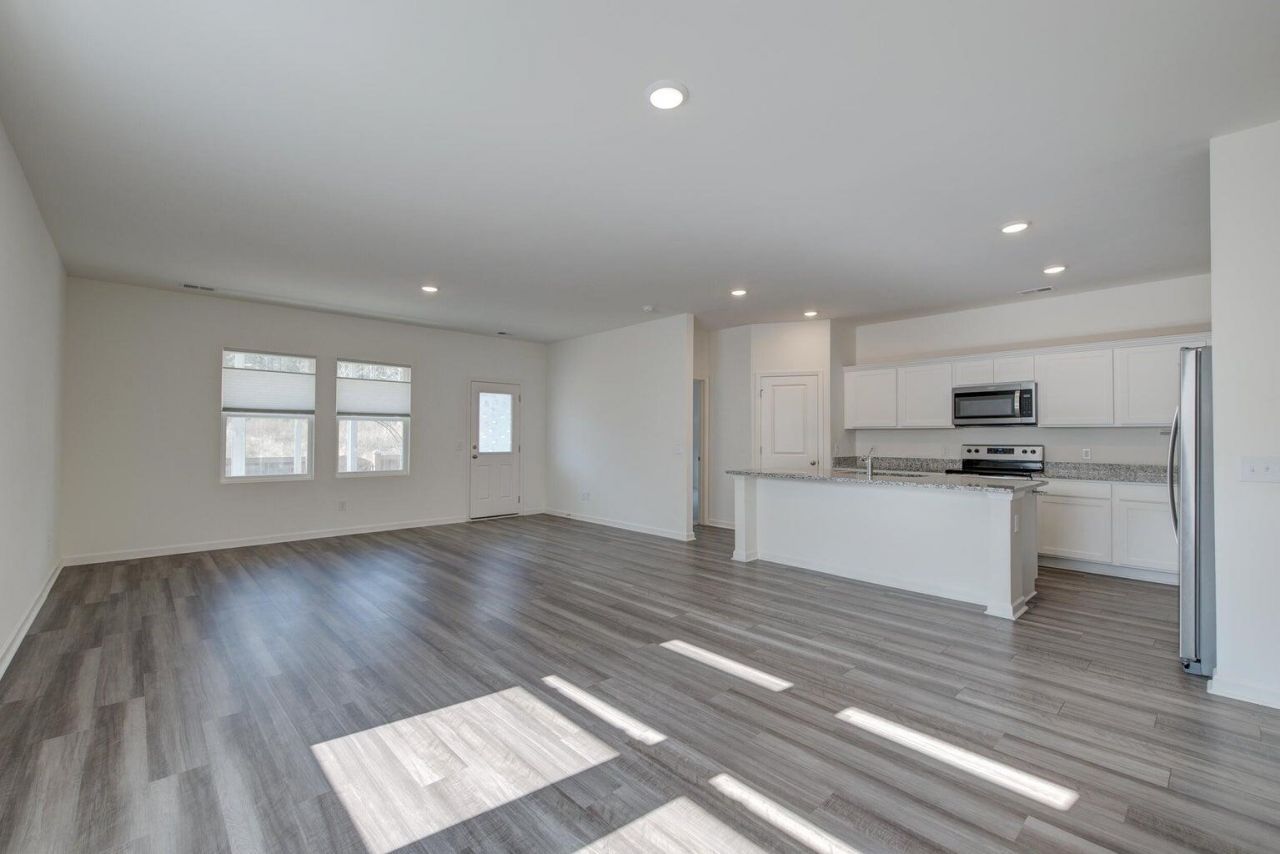 4395 Ocean Farm Drive Photo 12