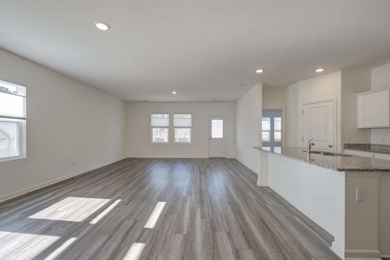 4395 Ocean Farm Drive Photo 8