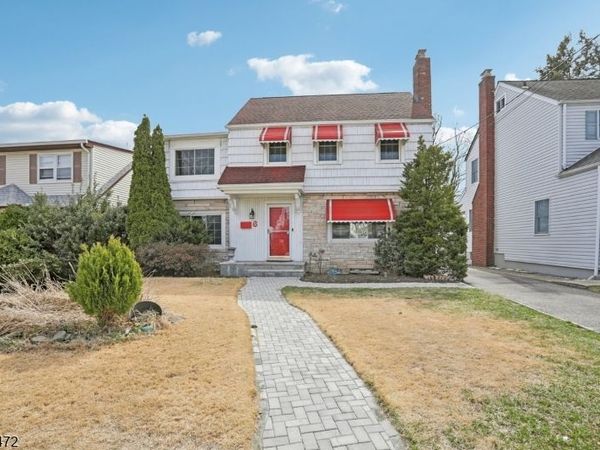 6 Garden Ct, Garfield, NJ 07026