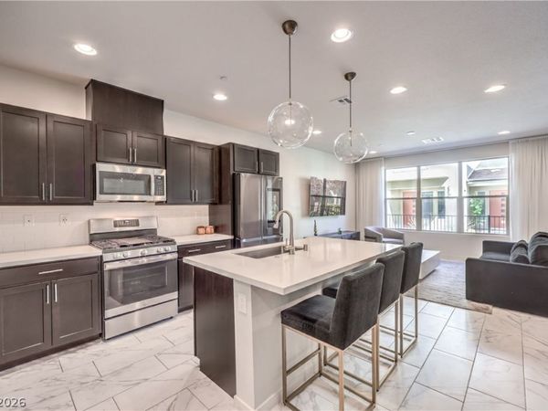 1252 Rocky Gap Street, Unit 102, Las Vegas, NV 89135