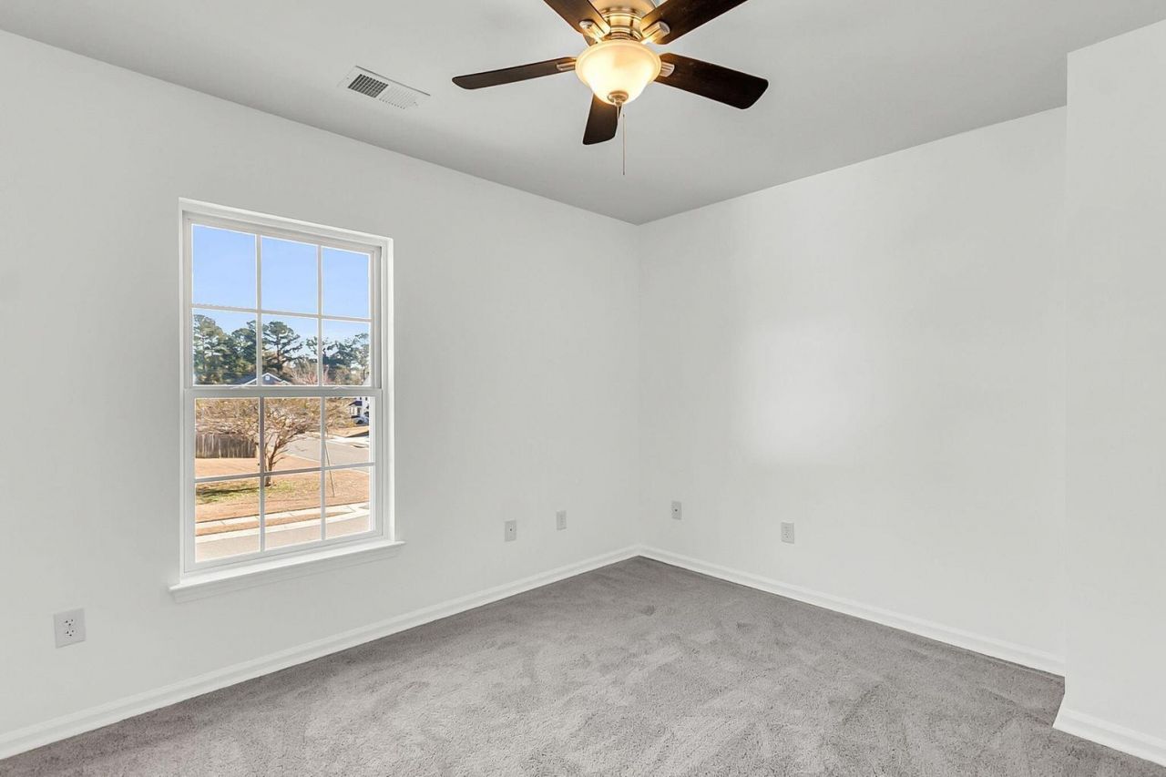 3033 Kinswood Lane Photo 22