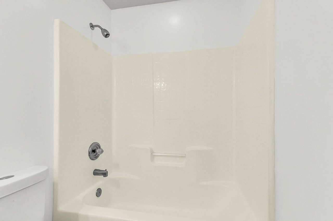 3033 Kinswood Lane Photo 25