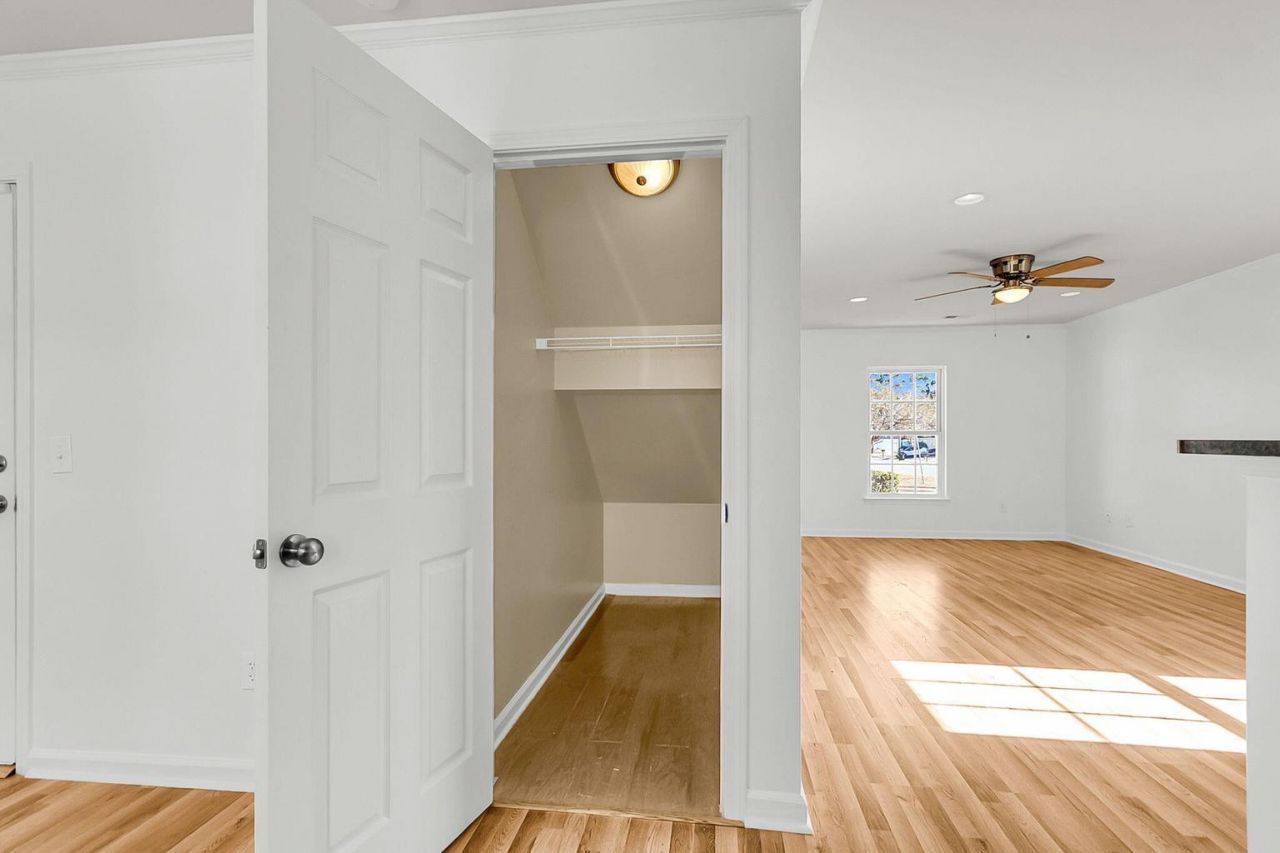 3033 Kinswood Lane Photo 42