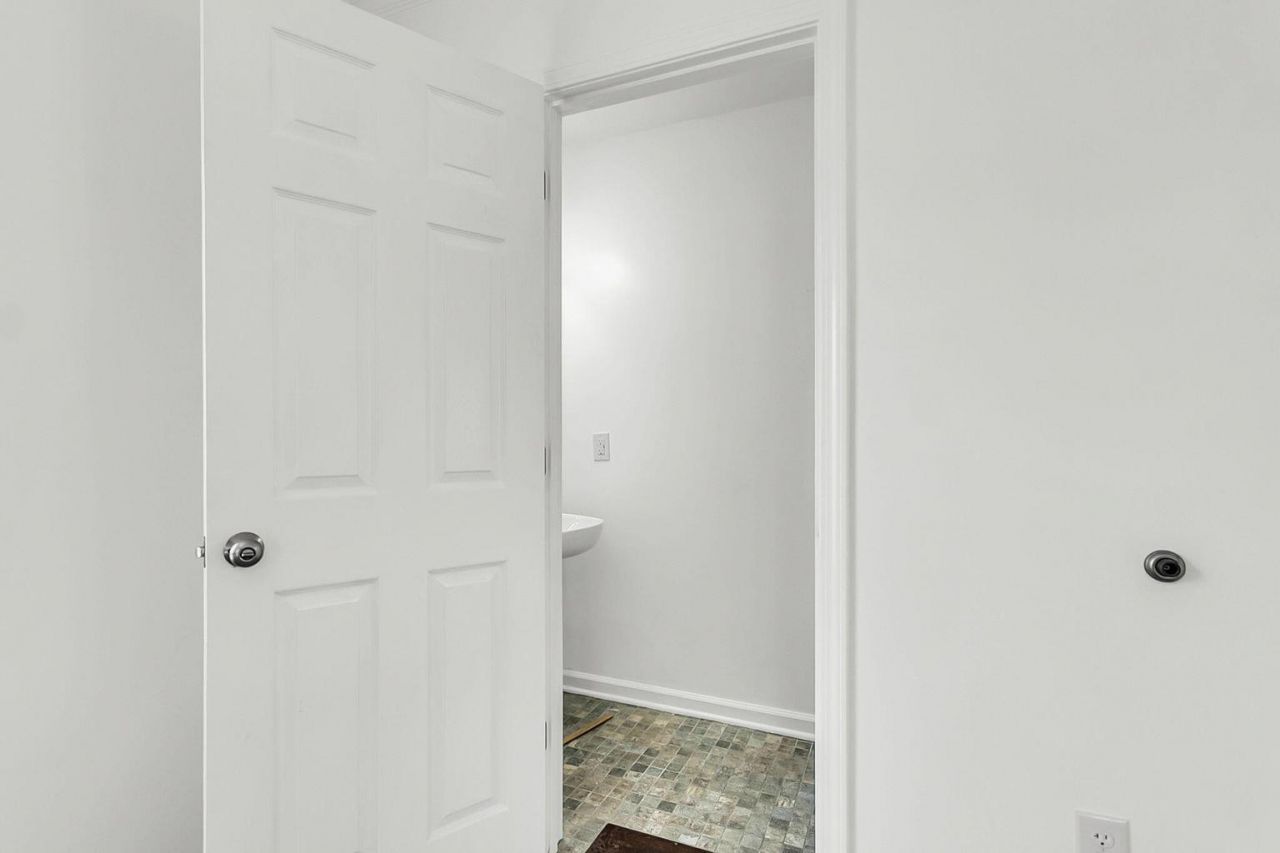 3033 Kinswood Lane Photo 43