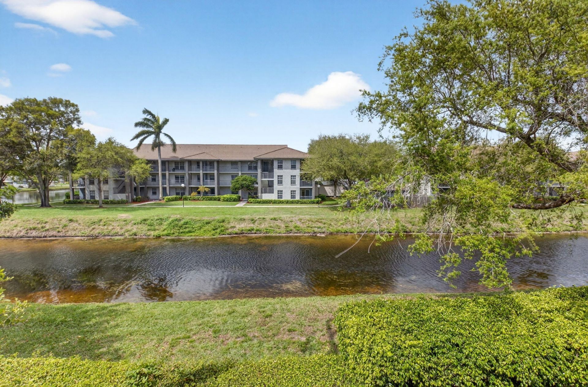 10039 S 53rd Way S S, Unit 2303, Boynton Beach, FL 33437 Photo