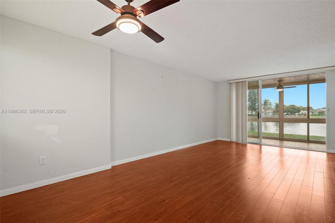 9599 Weldon Cir, Unit A112, Tamarac, FL 33321 Photo