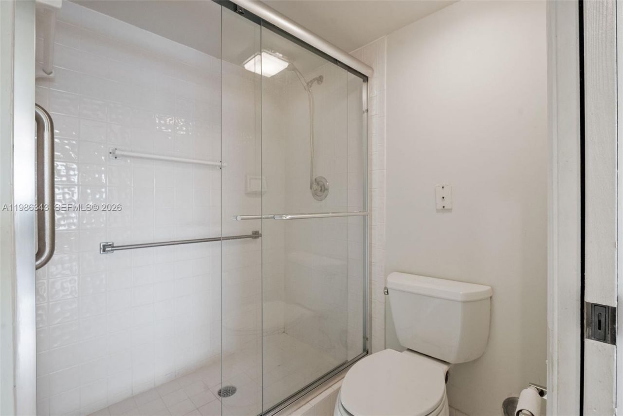 9599 Weldon Cir, Unit A112, Tamarac, FL 33321 Photo