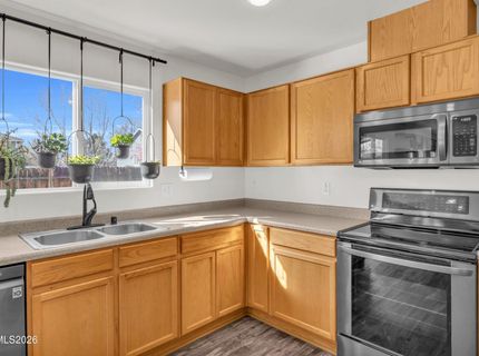 867 Spanish Springs Road, Sparks, NV 89434 Photo