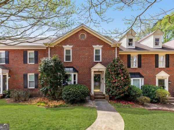 48 Huntington Place Drive, Atlanta, GA 30350