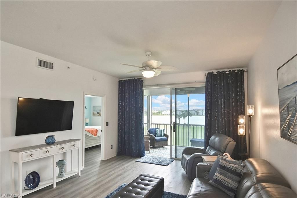 8066 Queen Palm Ln, Unit 535, Fort Myers, FL 33966 Photo