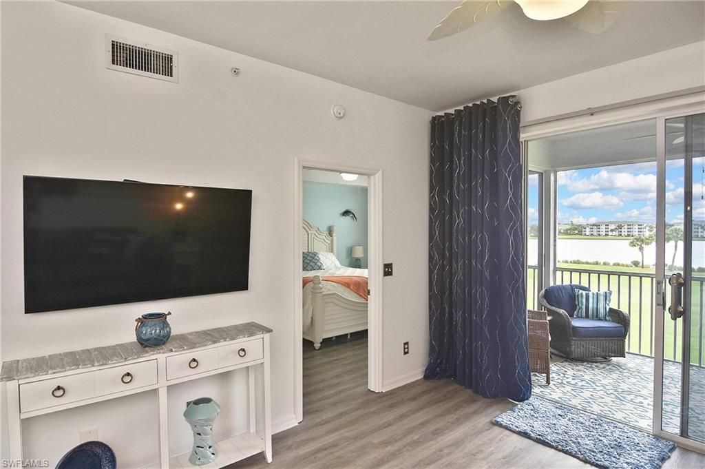 8066 Queen Palm Ln, Unit 535, Fort Myers, FL 33966 Photo