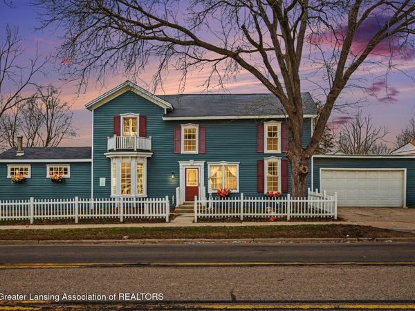 502 W State Street, St. Johns, MI 48879