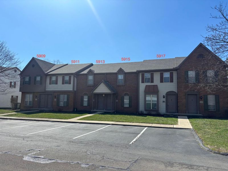 5931 Shadow Lake Circle, Unit 5931, Columbus, OH 43235 Photo 9