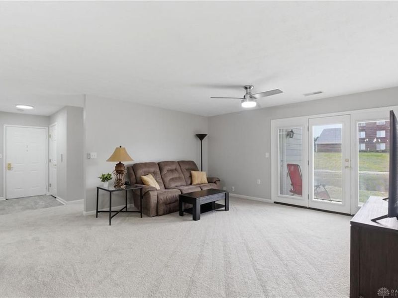 3043 Cumberland Lane, Unit 104, Beavercreek, OH 45431 Photo 7