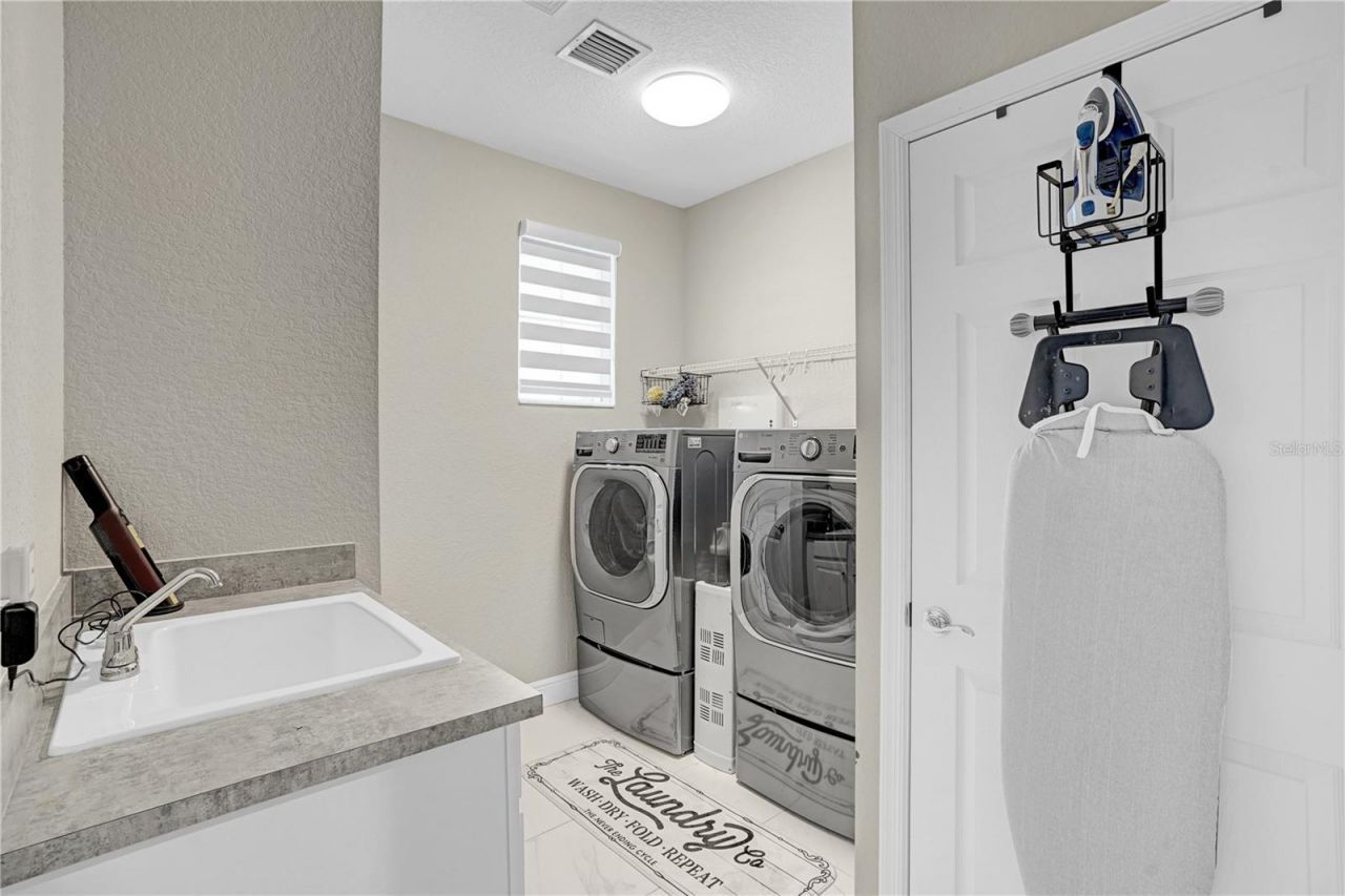 1212 NW Leonardo Circle , Port Saint Lucie, FL 34986 Photo