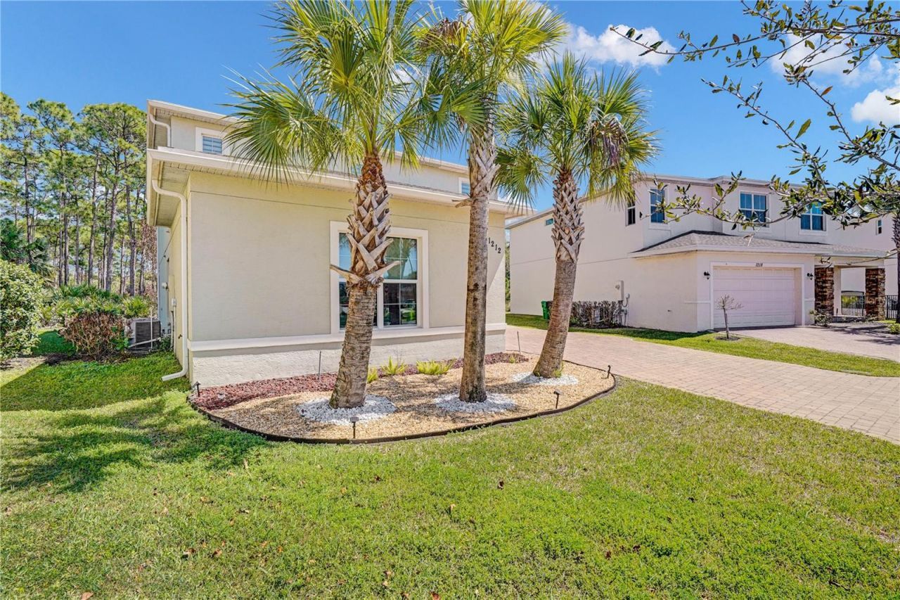1212 NW Leonardo Circle , Port Saint Lucie, FL 34986 Photo
