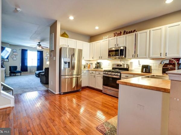 1623 BRYNNE LANE, POTTSTOWN, PA 19464