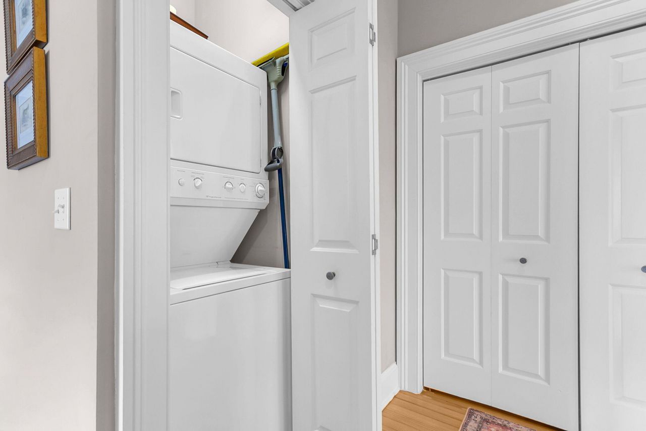 180 Broad Street Photo 13