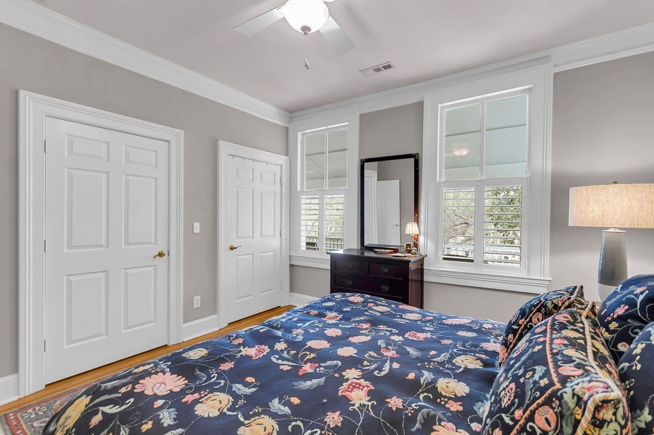 180 Broad Street Photo 15